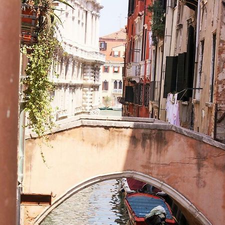 Santacroce Apartment Venesia Bagian luar foto