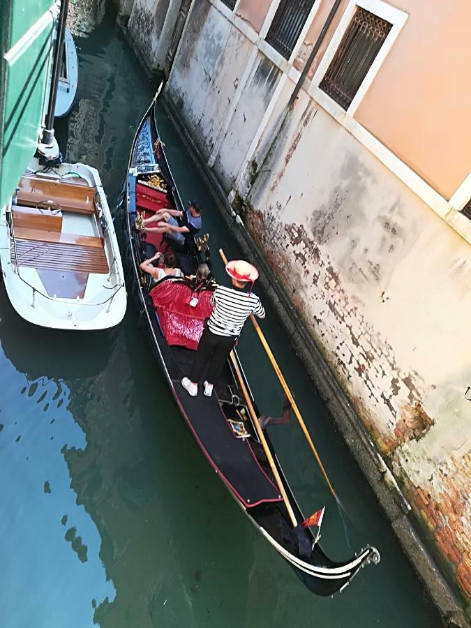Santacroce Apartment Venesia Bagian luar foto