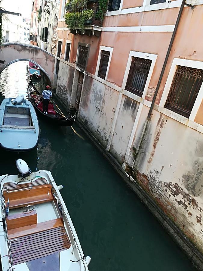 Santacroce Apartment Venesia Bagian luar foto